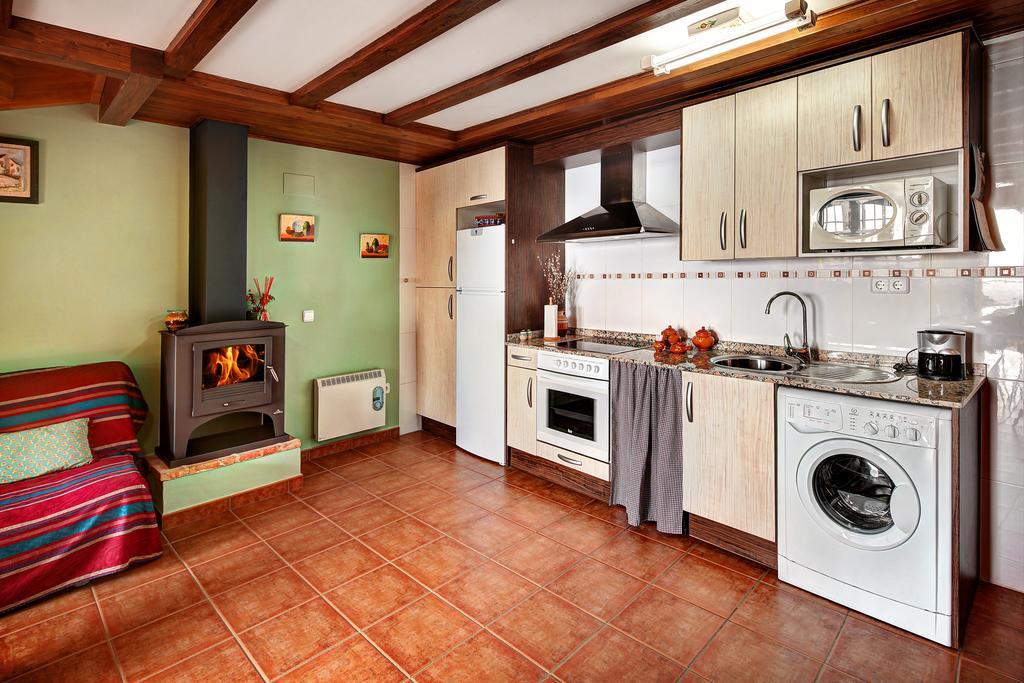 Apartamentos Bellavista Alquézar Quarto foto